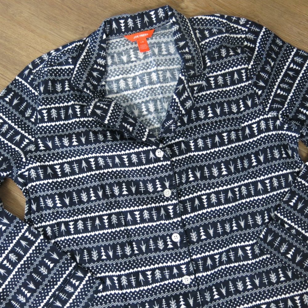 Joe Fresh Flannel Pajama Top Blue and White Print - Picture 3 of 7